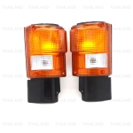 ชุด ไฟเลี้ยว ข้างซ้าย+ขวา 24V 2 ชิ้น ฝาส้ม สำหรับ Mitsubishi Fuso FN527 Truck ปี 1985-1989